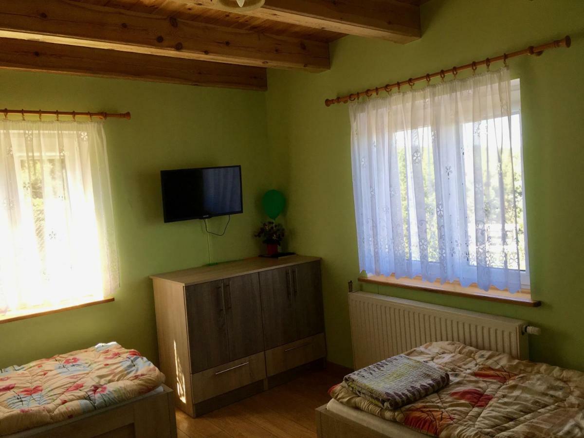 Teczowe Lowisko Hotel Wolka Orlowska Buitenkant foto